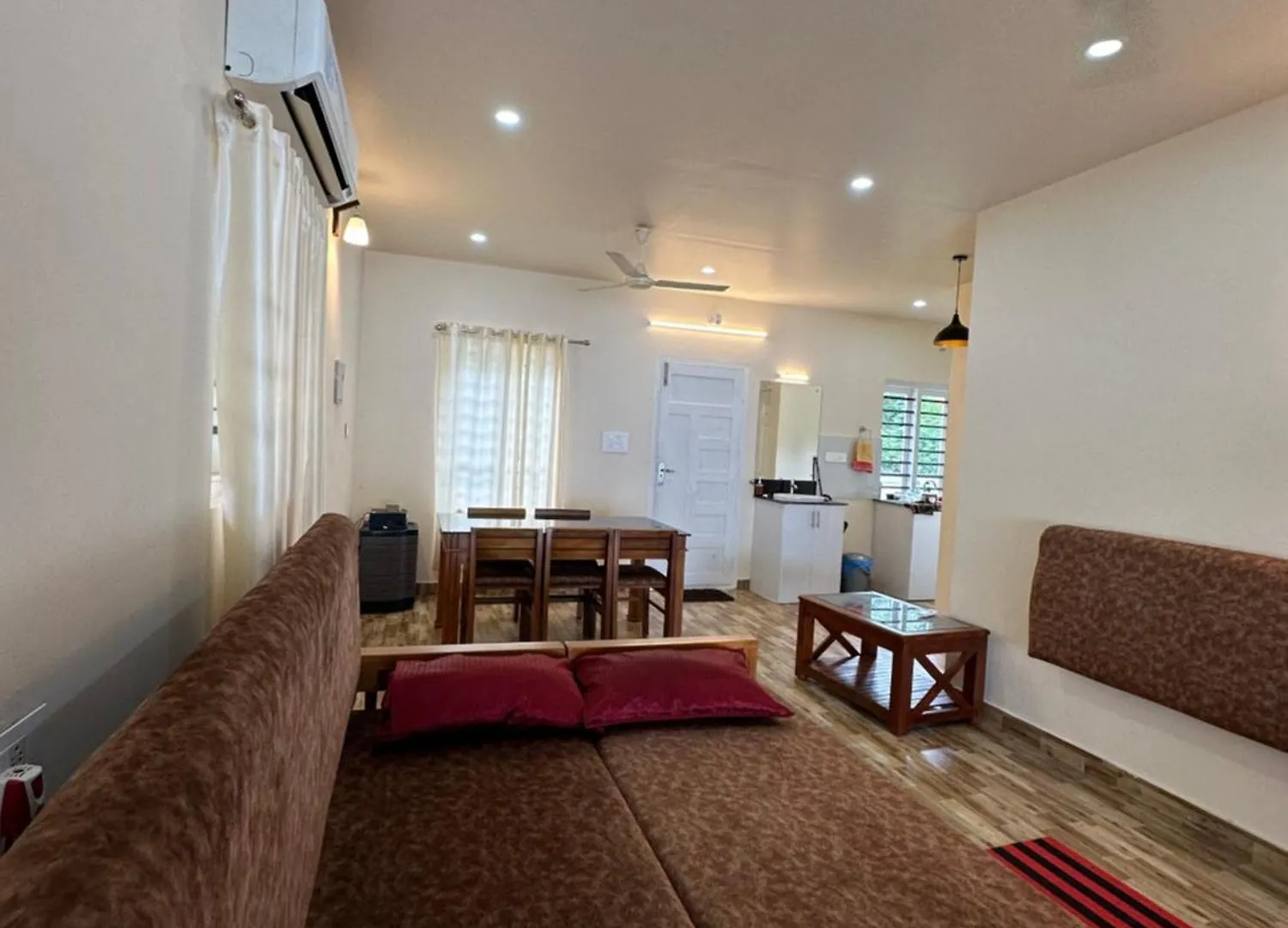Santa Maria Hostel Munroe Island Mundrothuruth